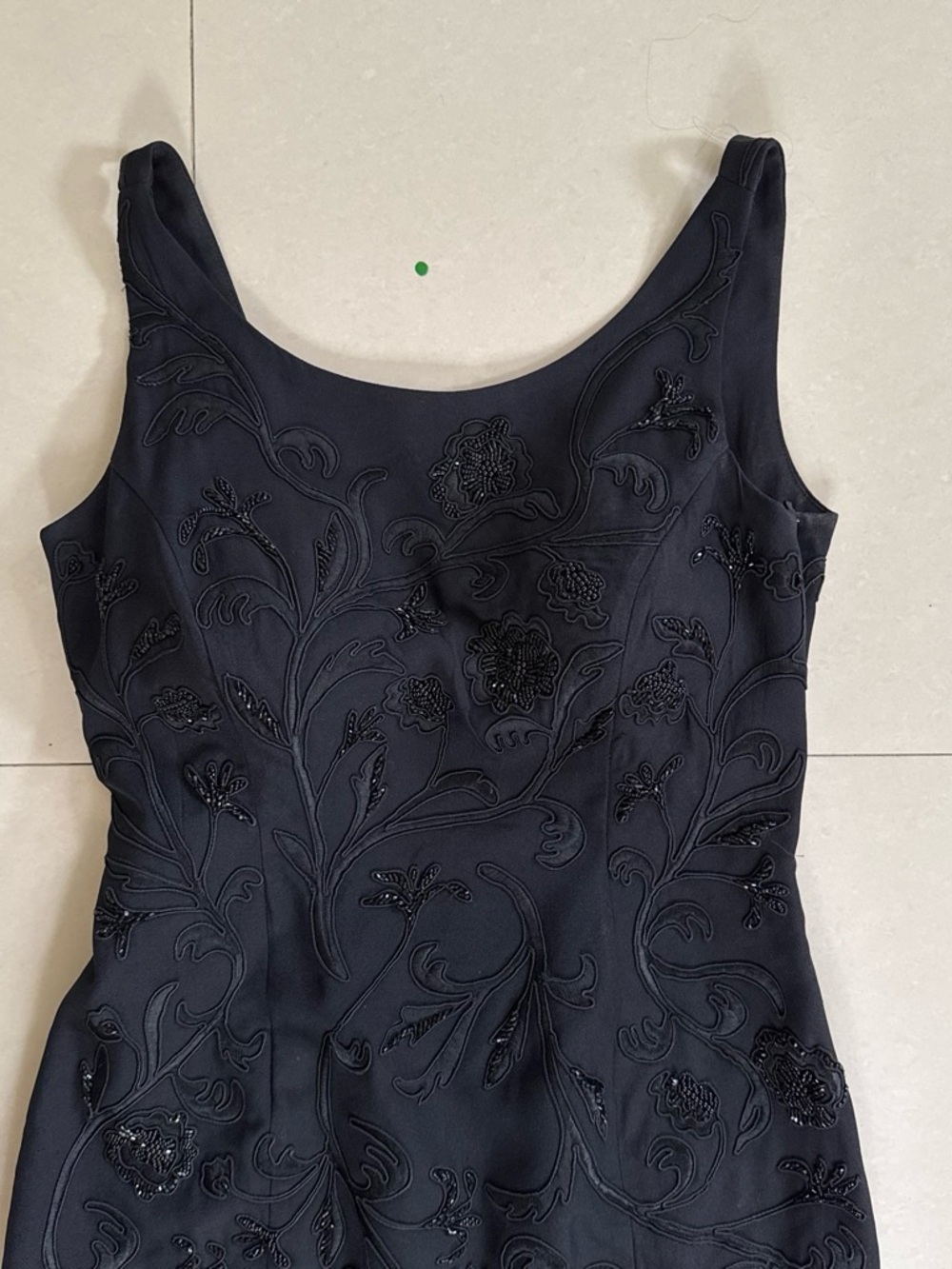 Carmen Marc Valvo Black Beaded Floral Scoop-Neck Dress
